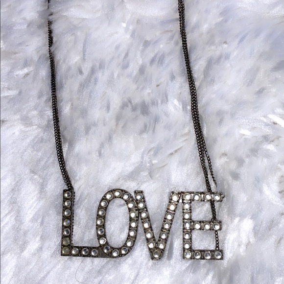 🔥”LOVE” Rhinestone Necklace - Picture 2 of 5
